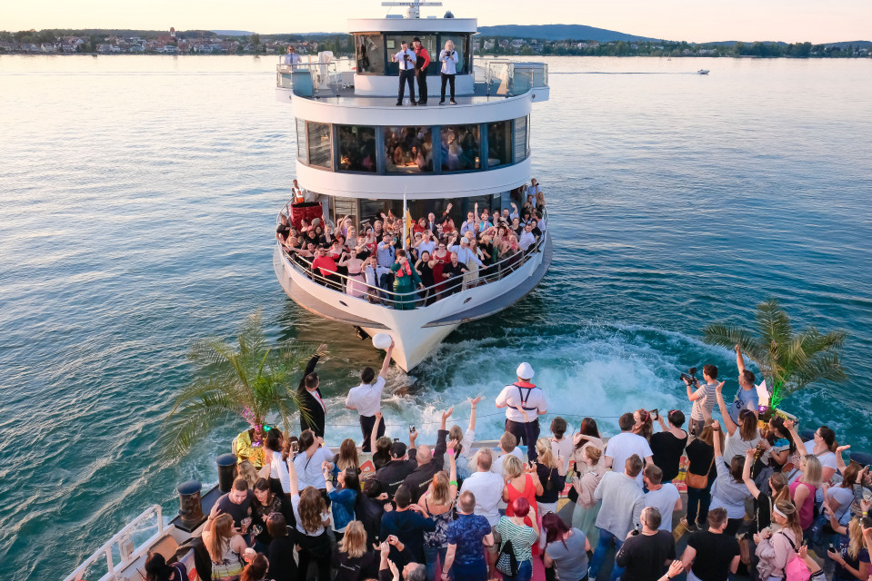 Partyboote XXL Bodensee Bild 1